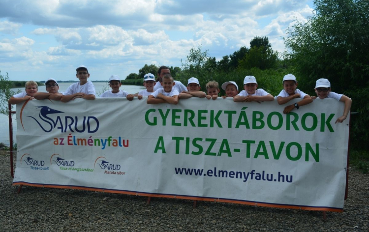 Gyerektábor helyszínt keresel? Az Élményfalu Sarud komplex megoldást kínál a Tisza-tónál